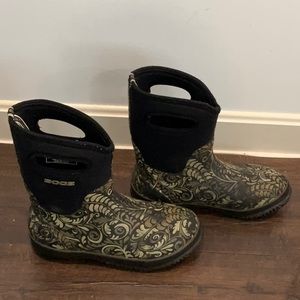 Bogs Waterproof Insulated Winter & Rain Mid-rise Boots